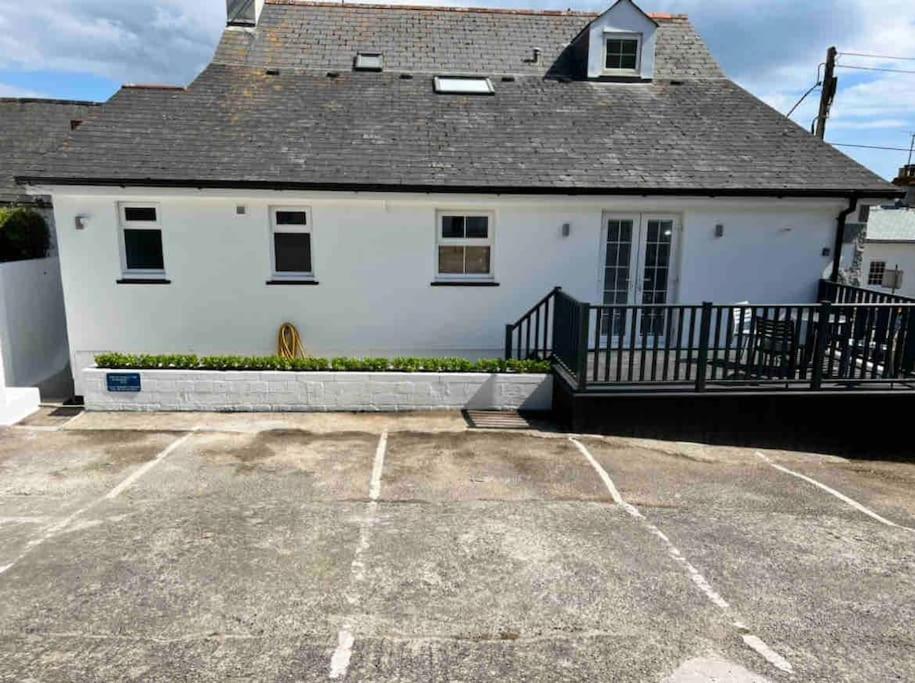 Luxury Modern Suite In Marazion With Parking Eksteriør bilde